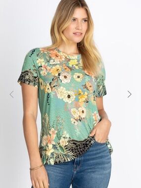 Johnny Was Janie Favorite Floral Crew Neck Tee LIKE NEW